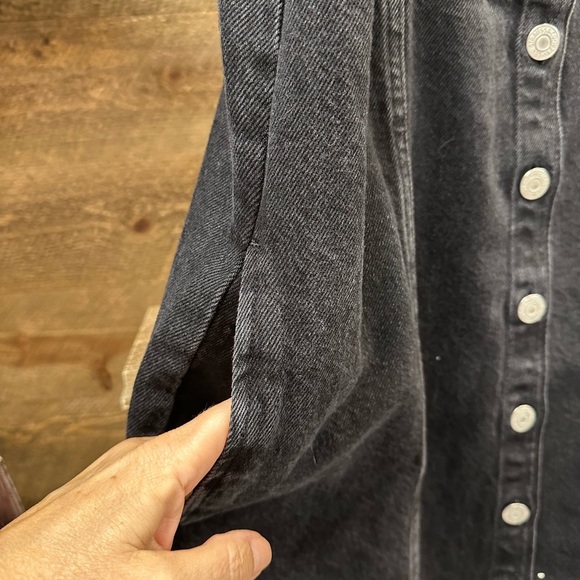 Levi’s Black Denim Puff Sleeve Button-Front Dress (Size M) NEW WITH TAGS - Picture 7 of 11